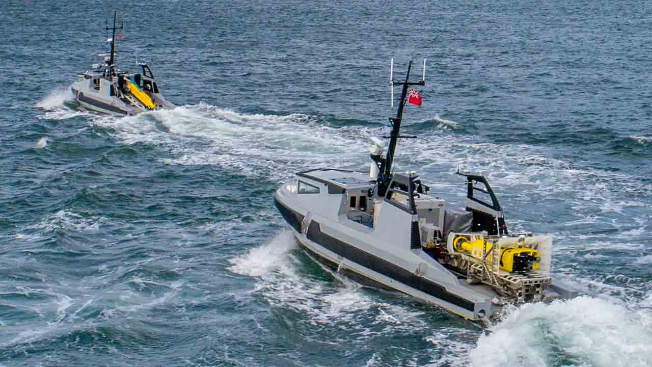 Embarcação autônoma Adventure. Foto: Royal Navy